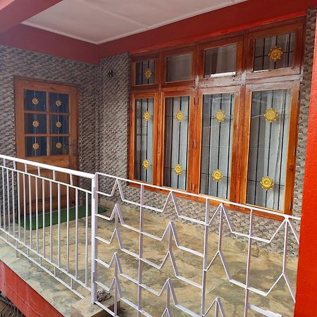 Meraki Homestay Shillong Zewnętrze zdjęcie